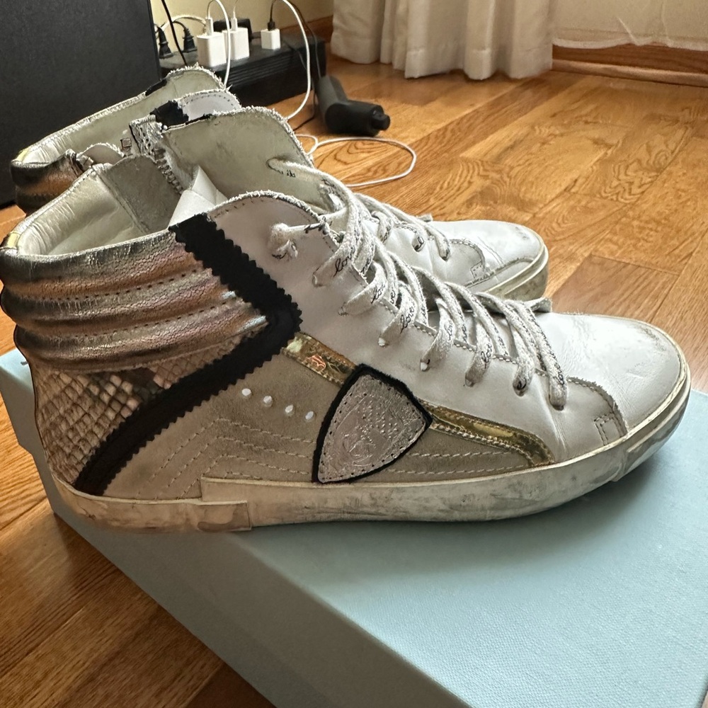 Philippe Model White and Gold Sneakers High-Top Design
